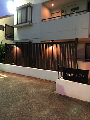 マンションエントランス