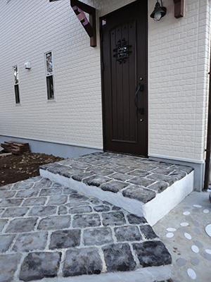 エントランスアプローチ